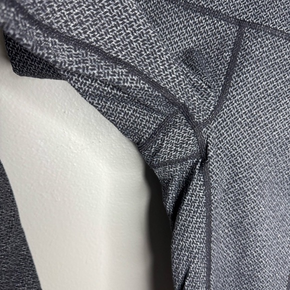 Athleta Criss Cross Power Up 7/8 Legging Small Workout Yoga Tights - Picture 4 of 10